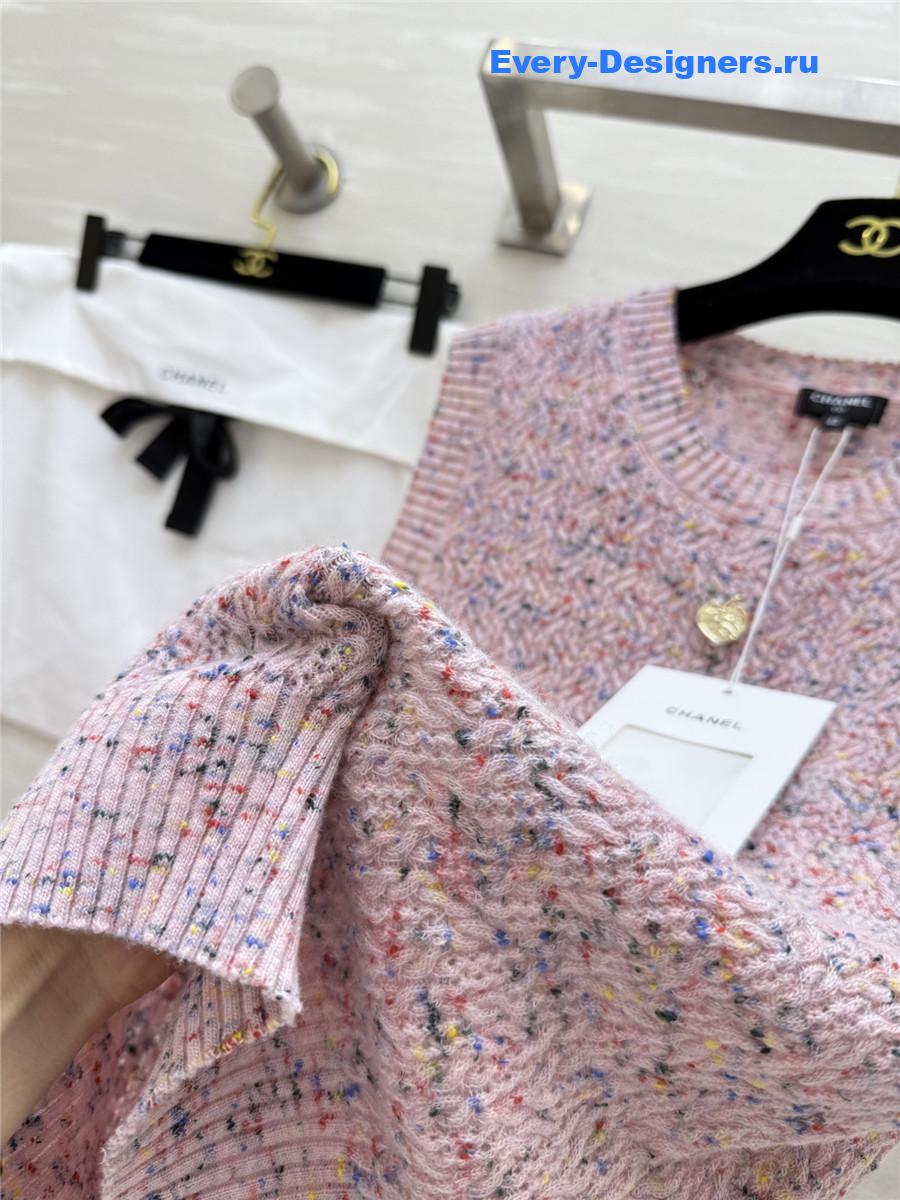 Ch**el pink wool woven vest