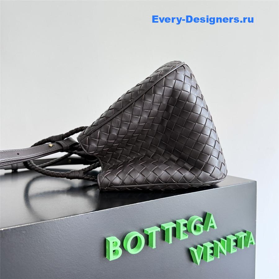 b0tt*ga Ven*ta brown leather basket shoulder bag