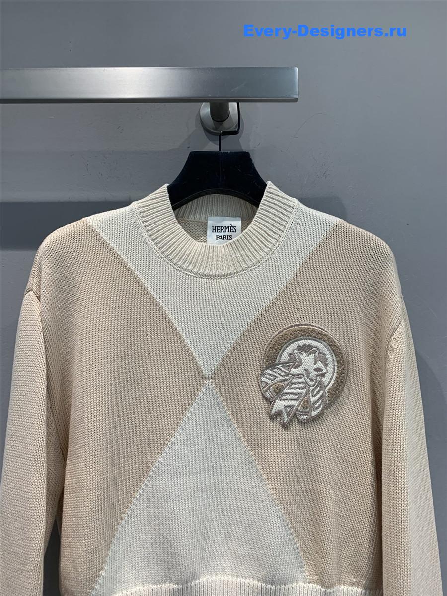 H**me5 cashmere long-sleeve sweater