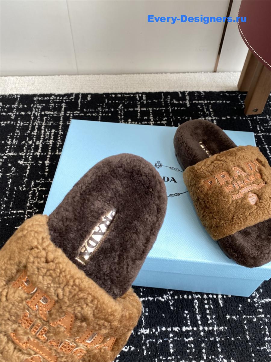 Pra*a women’s knitting wool winter slides