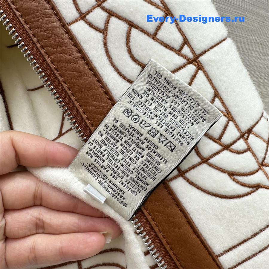 H**me5 double cashmere coat