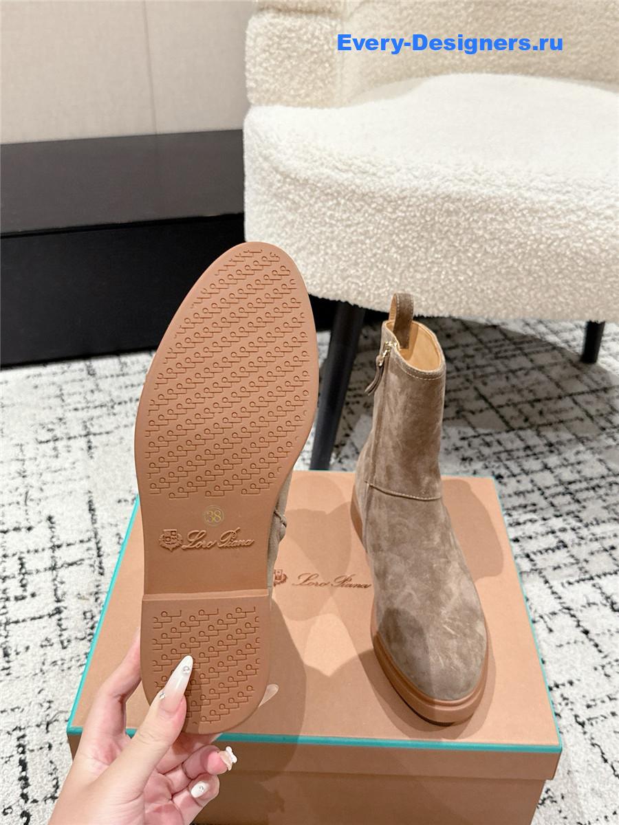 L0r0 P1ana  kilda gray suede ankle boots