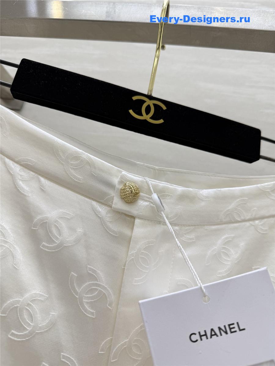 Ch**el white silk jacquard wide-leg pant