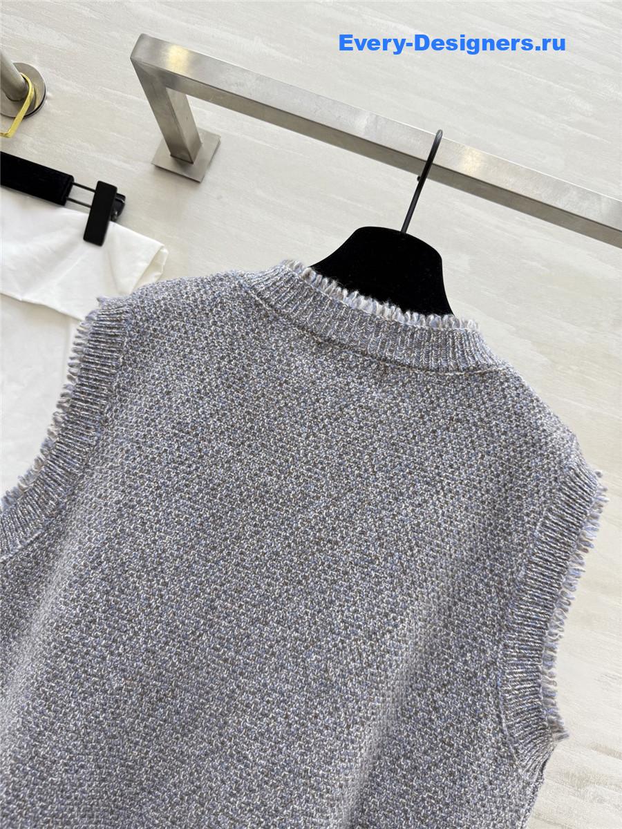 Ch**el grey wool vest