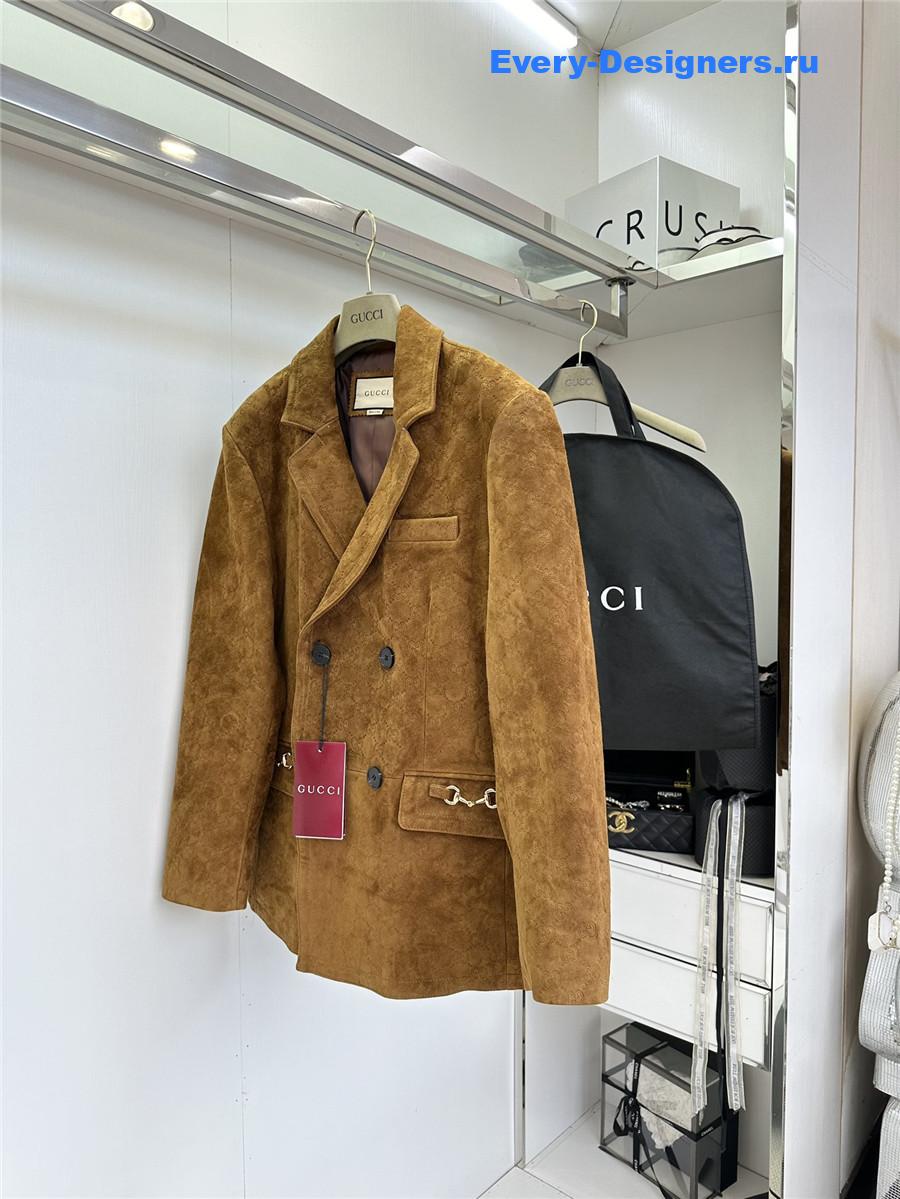 Gvc*1 gg brown suede jacket