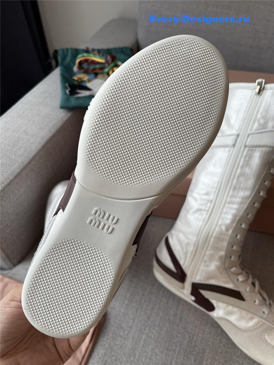 Miu Miu White & Burgundy Gymnasium Boxeur Boots