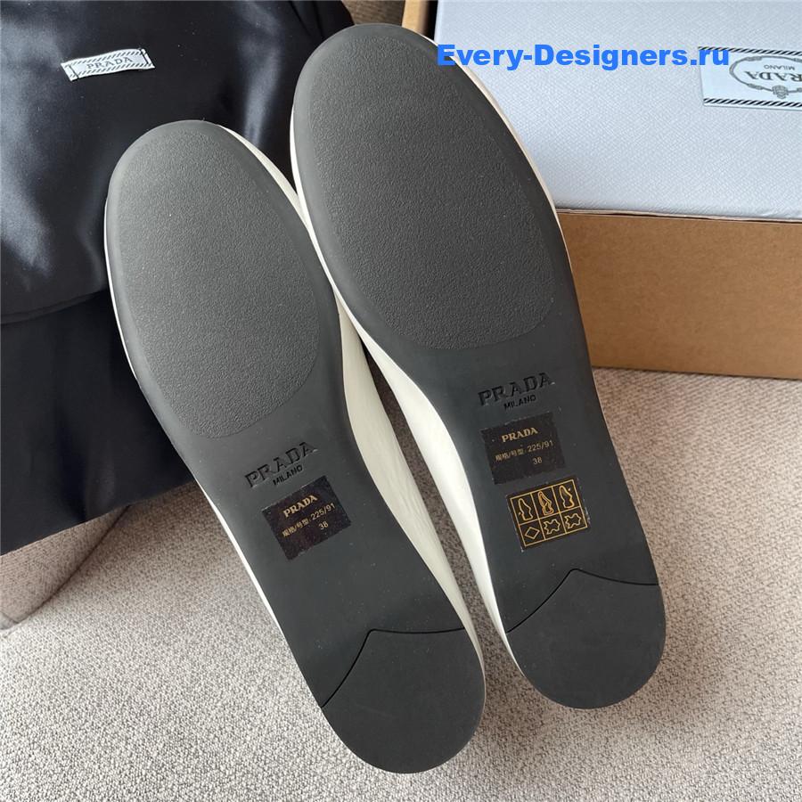 Pra*a white naplak patent leather ballerinas