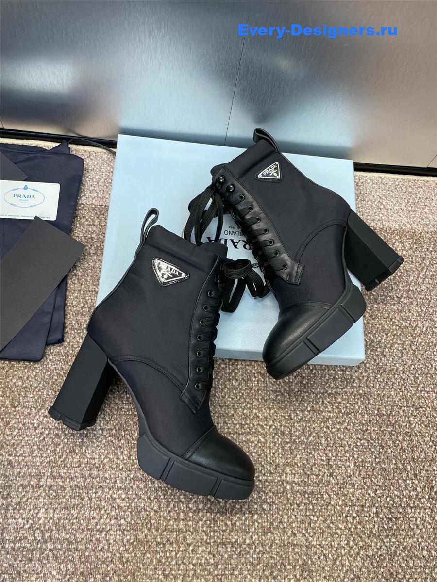 Pra*a spazzolato re-nylon metal triangle logo ankle boots