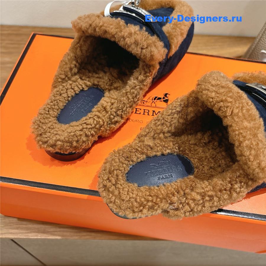 H**me5 dark blue oz shearling suede mules