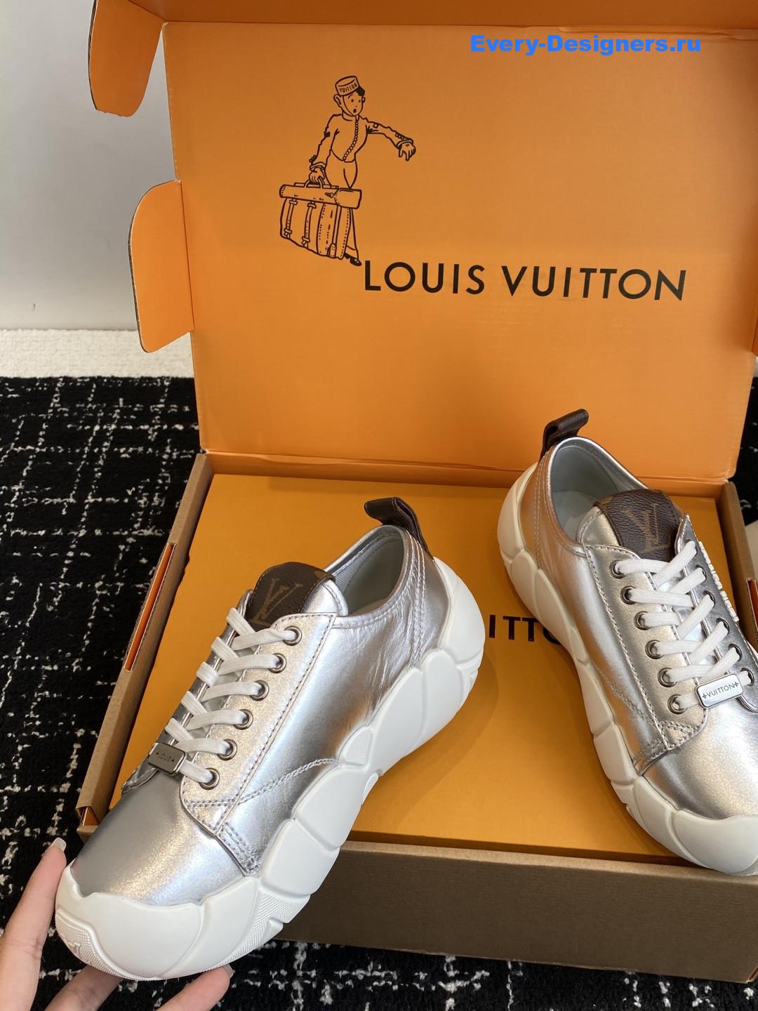 l0vis Vvtt0n silver lv bubble sneaker