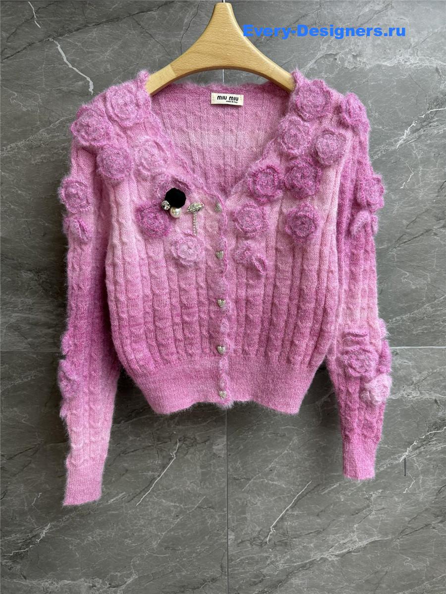 Miu Miu V-neck Pink Cropped Cardigan