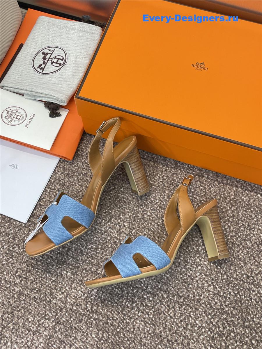 H**me5 light blue encens 50 sandals