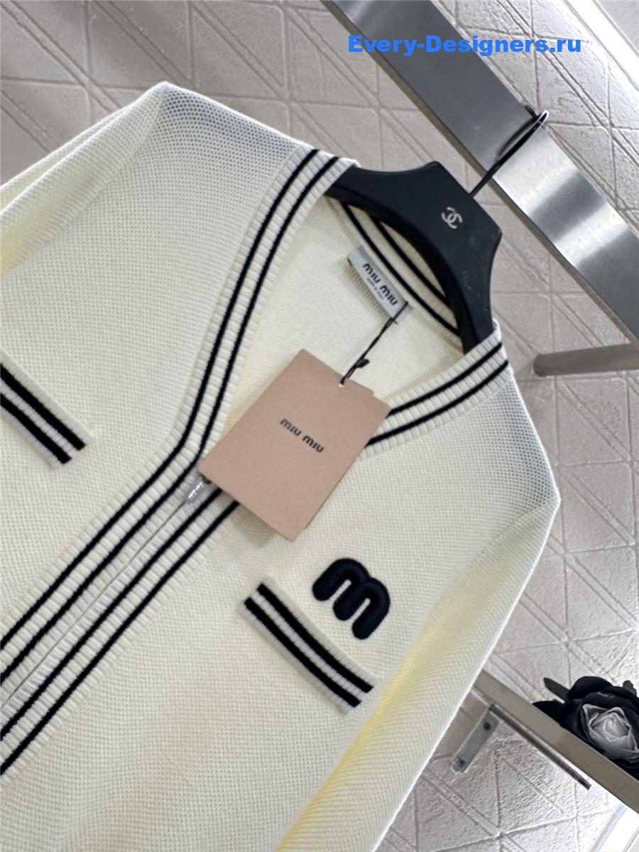 Miu Miu White V-neck striped knitted cardigan
