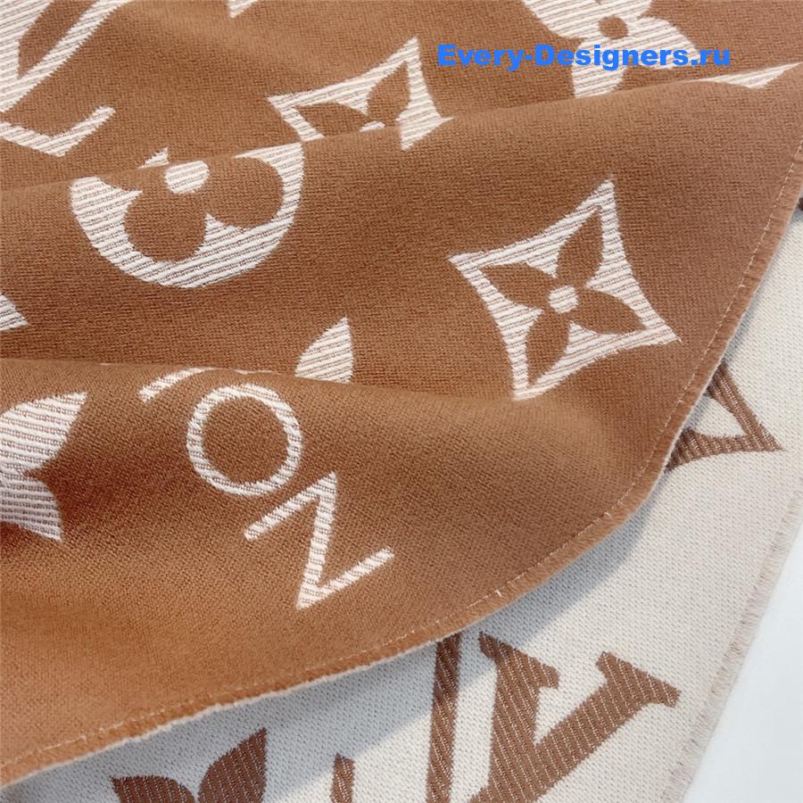l0vis Vvtt0n lv brown essential shine scarf