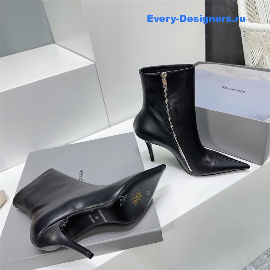 Ba1en*iaga black zipper pointed toe boots
