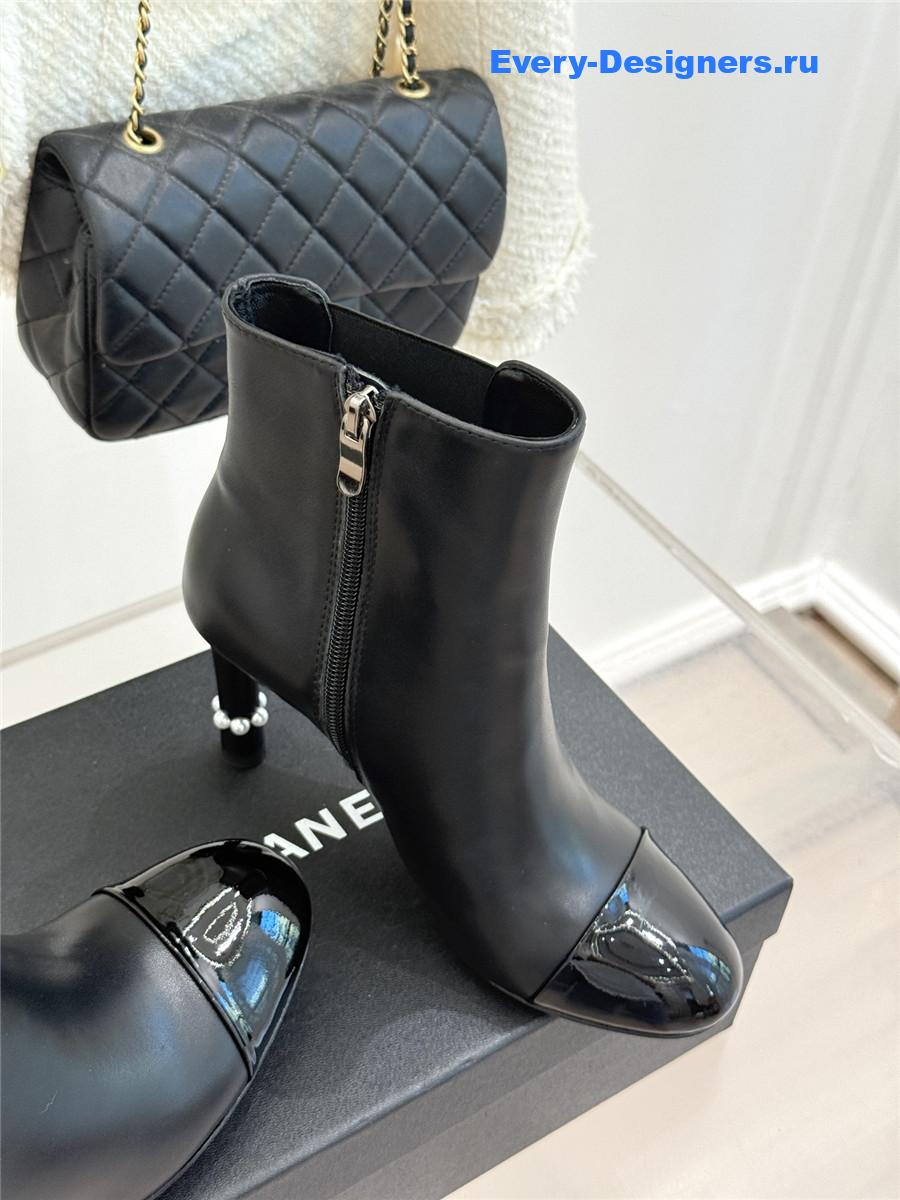 Ch**el classic pearl heel high heel ankle boots