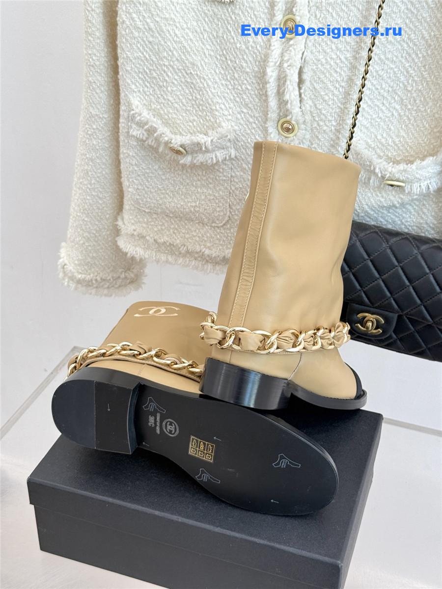 Ch**el beige leather black cap toe chain boots