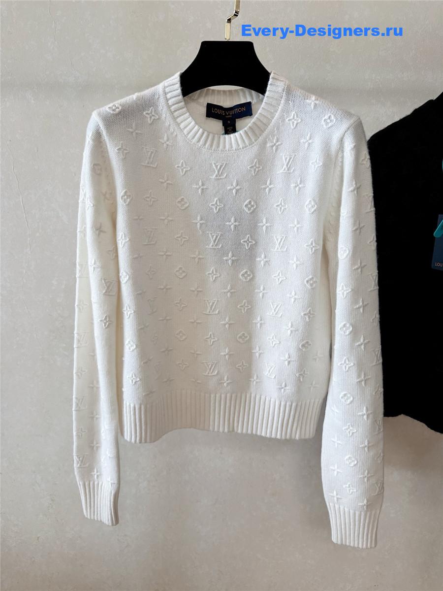 l0vis Vvtt0n white monogram embellished wool crewneck