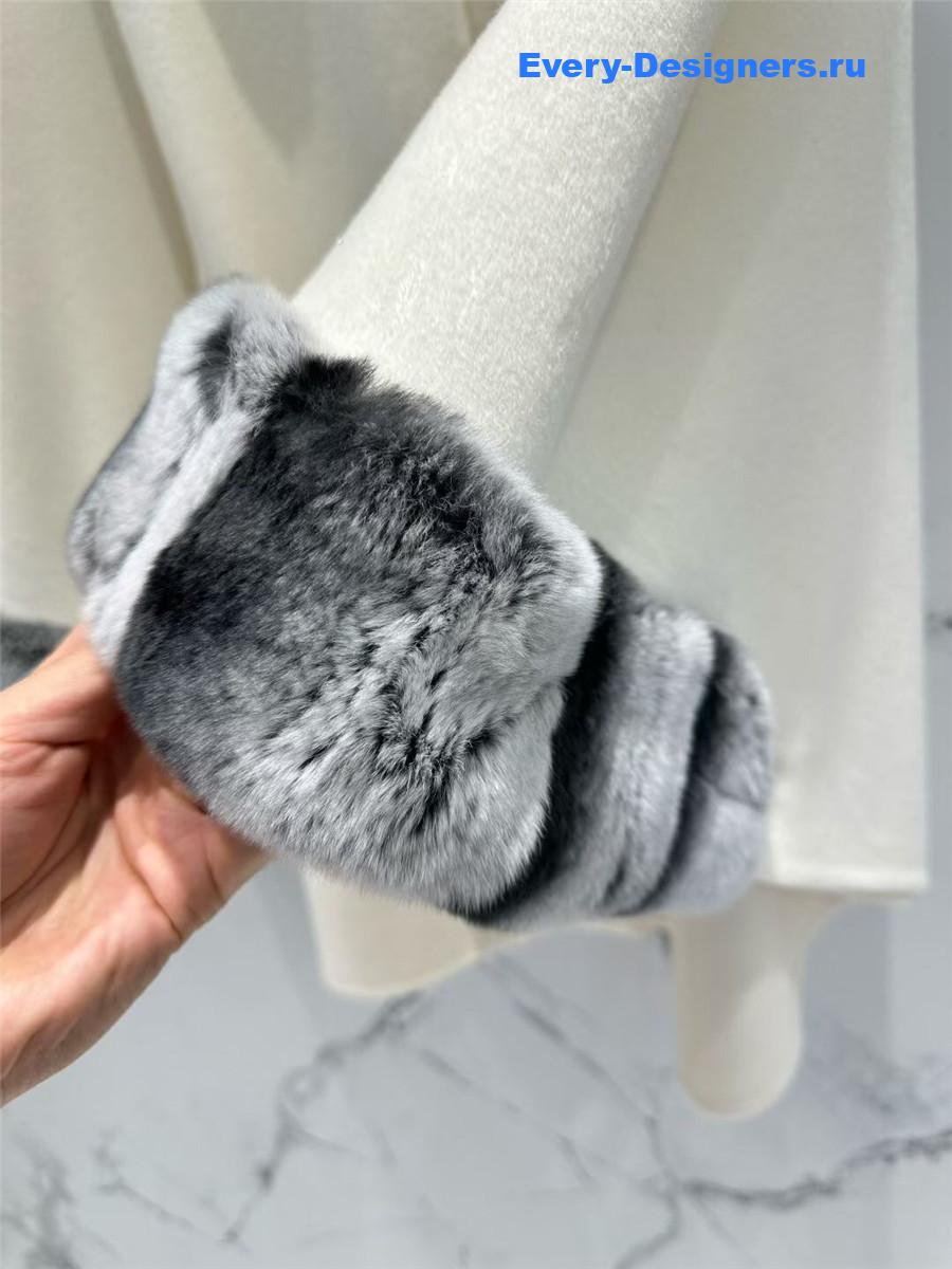 L0r0 P1ana white salzburg cashmere cape