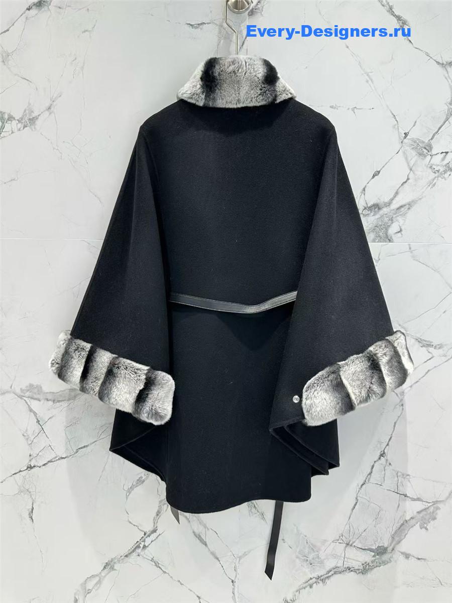 L0r0 P1ana black salzburg cashmere cape