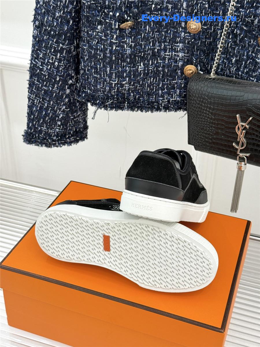 H**me5 black get sneakers