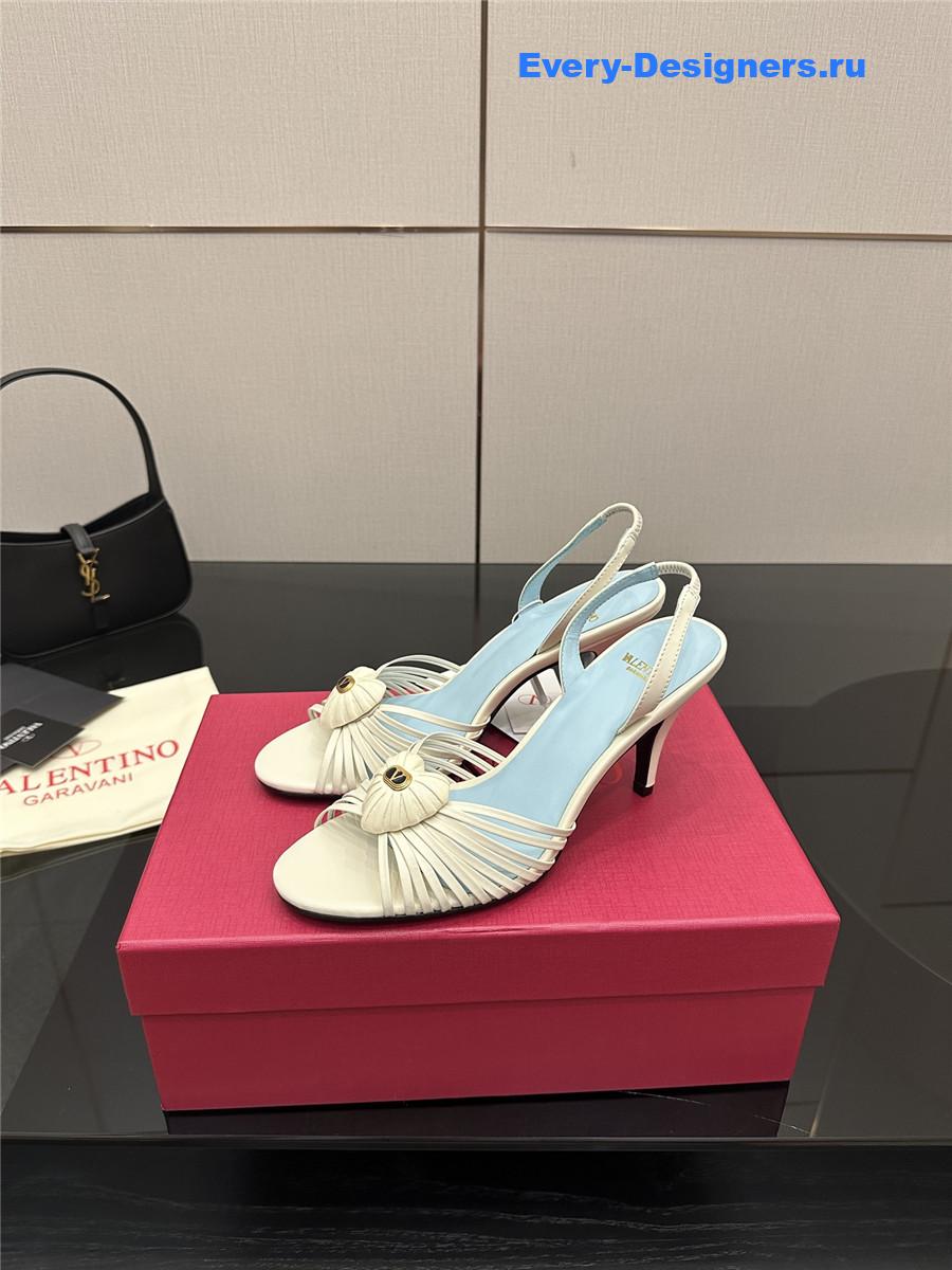 Va1e*ntin0 garavani 85mm beige royal sandals