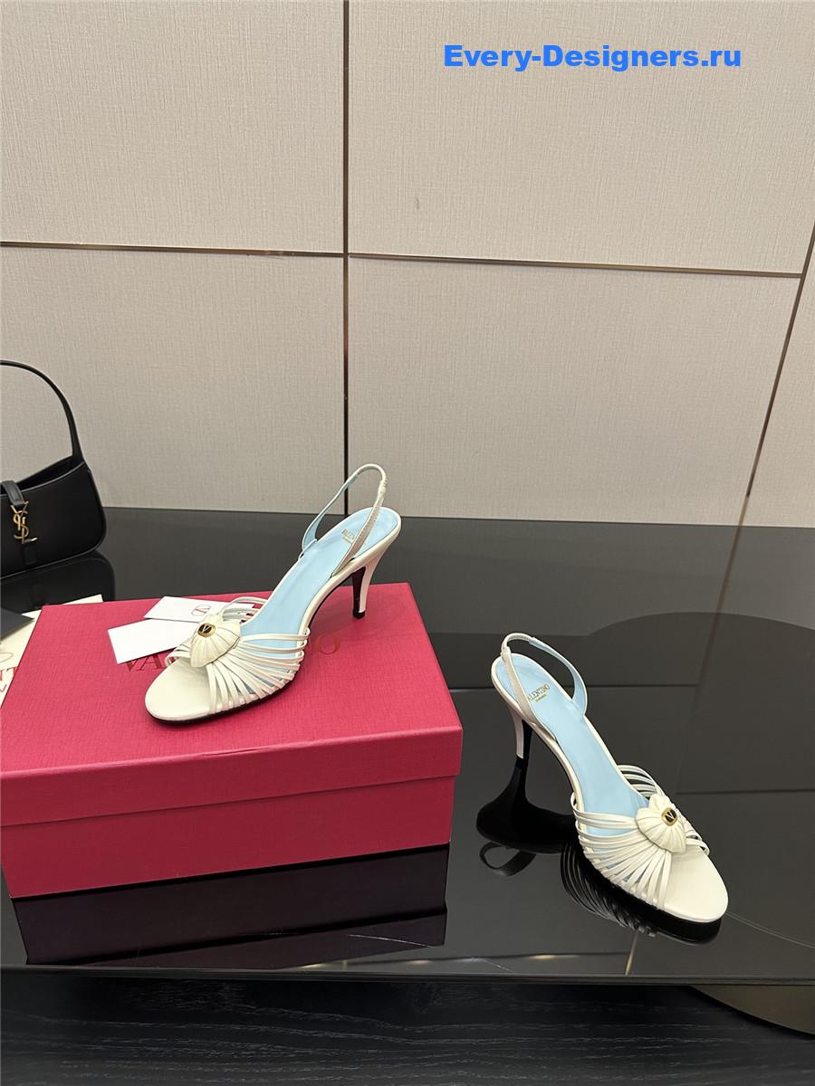 Va1e*ntin0 garavani 85mm beige royal sandals