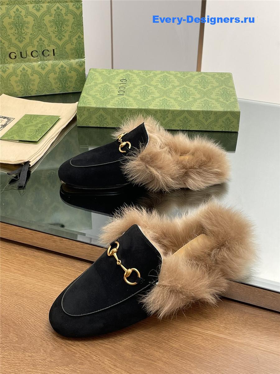 Gvc*1 black suede wool flat mules
