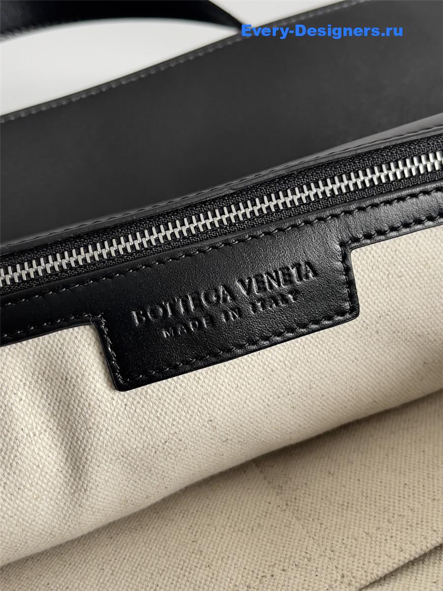 b0tt*ga Ven*ta intrecciato black leather flap briefcase