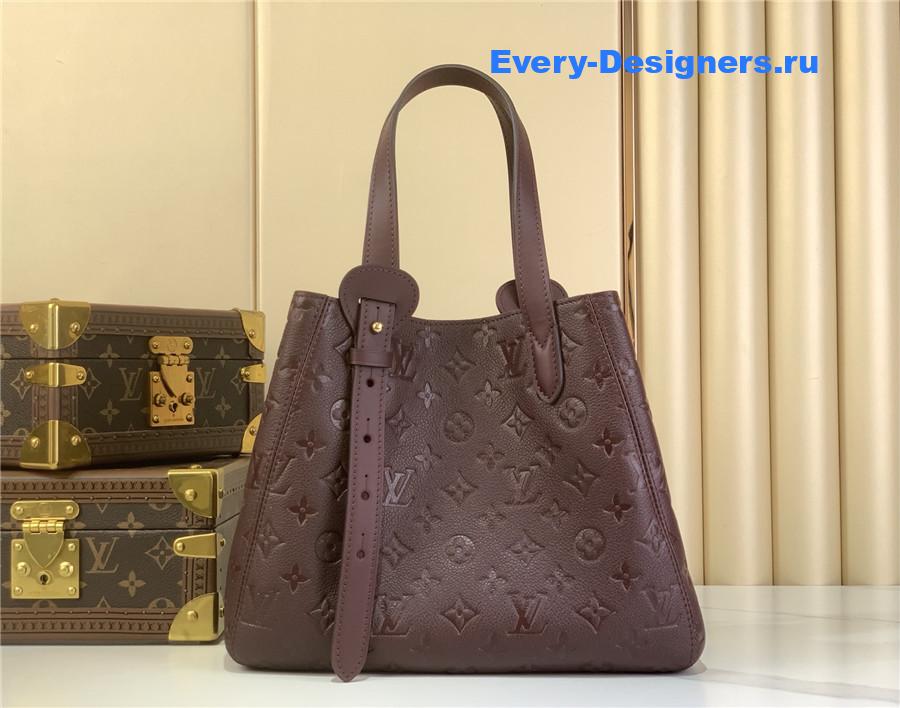 l0vis Vvtt0n all in one monogram empreinte leather bag