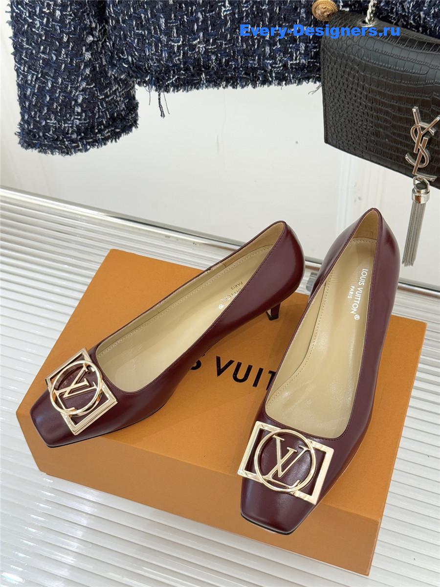 l0vis Vvtt0n burgundy patent leather heel pumps