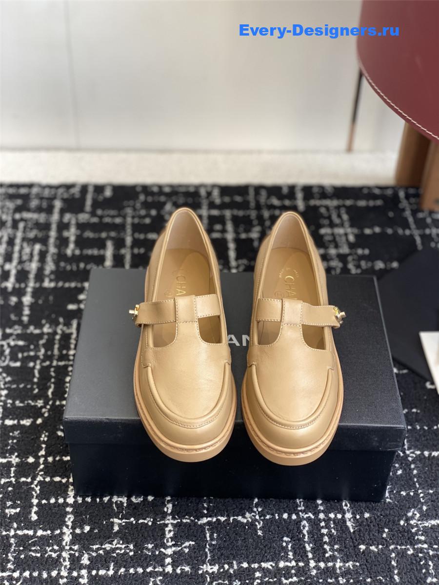 Ch**el beige calfskin moccasins