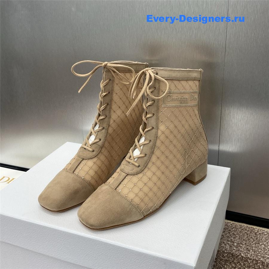 D10r beige naughtily-d heeled ankle boot