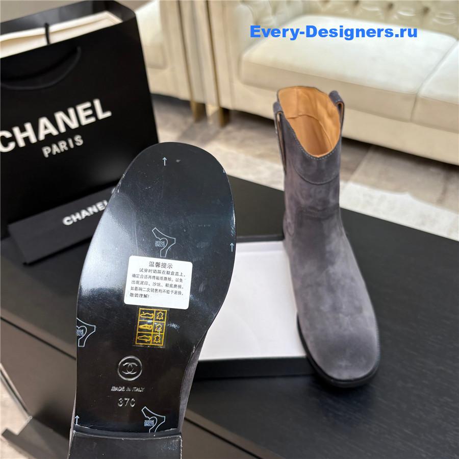 Ch**el cc purple suede block heel ankle boots