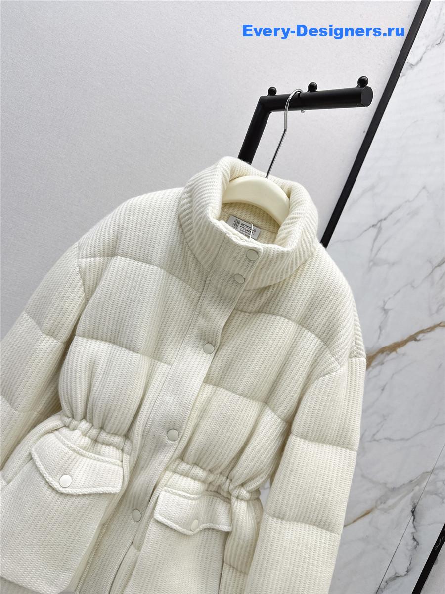 BC stand-up collar white goose down jacket