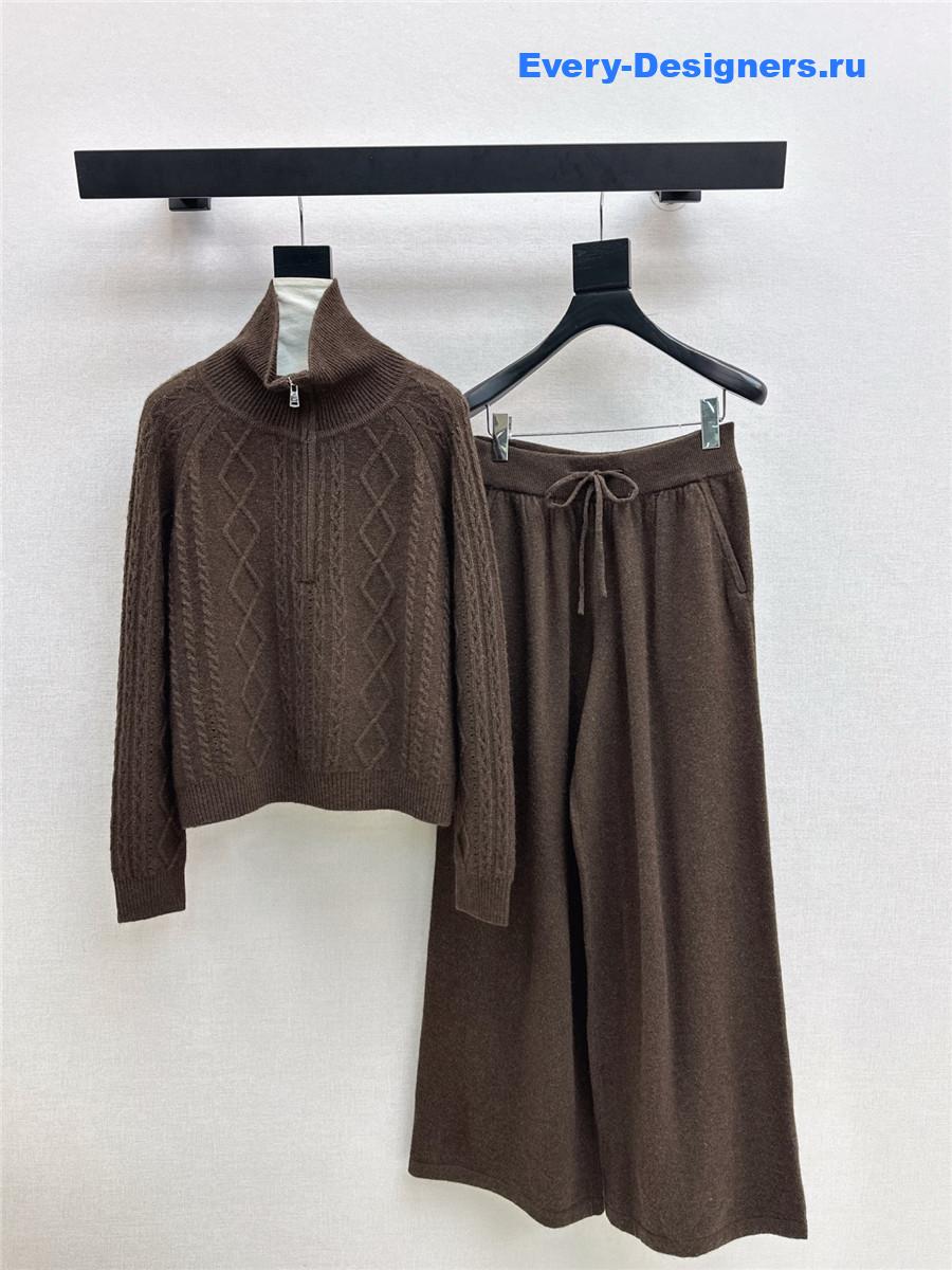 Max Mara Brown Turtleneck Sweater Set