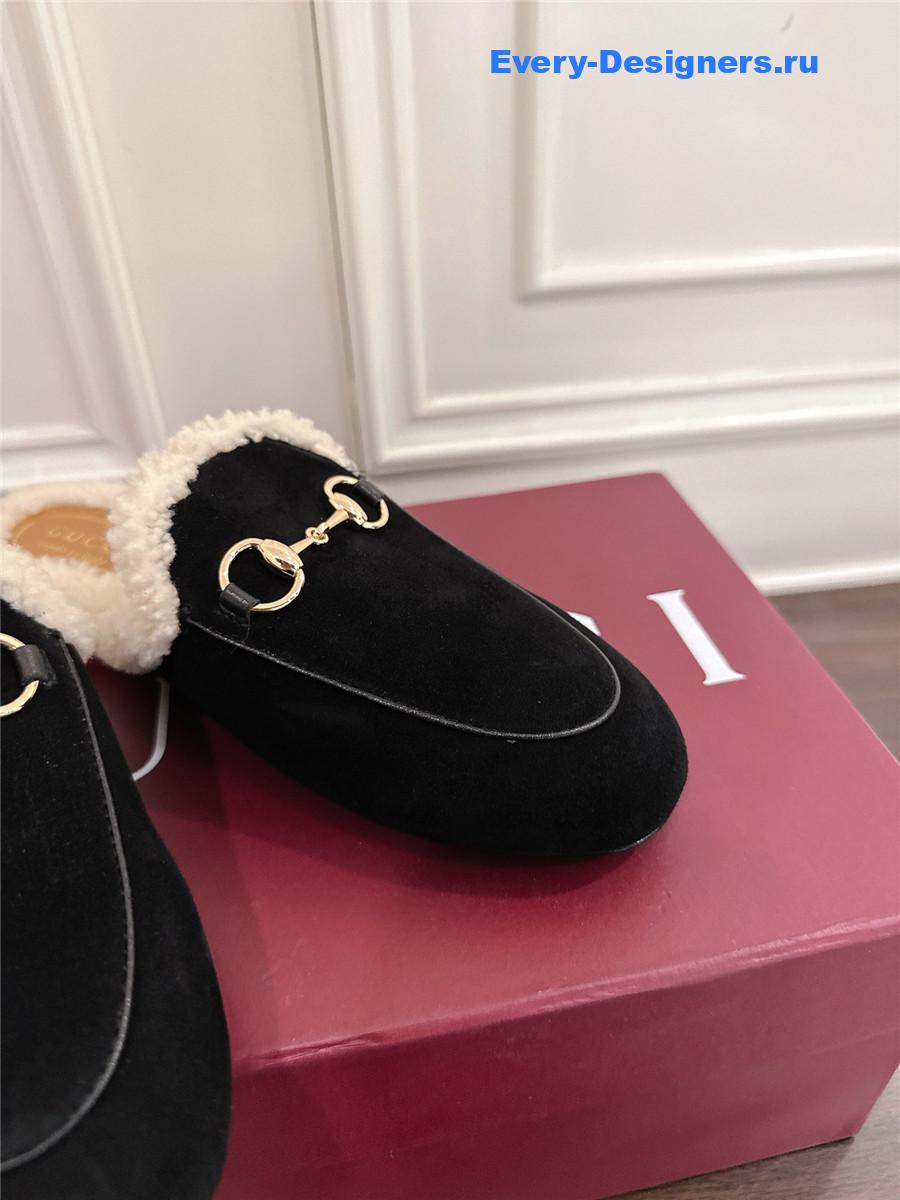 Gvc*1 horsebit wool black mules