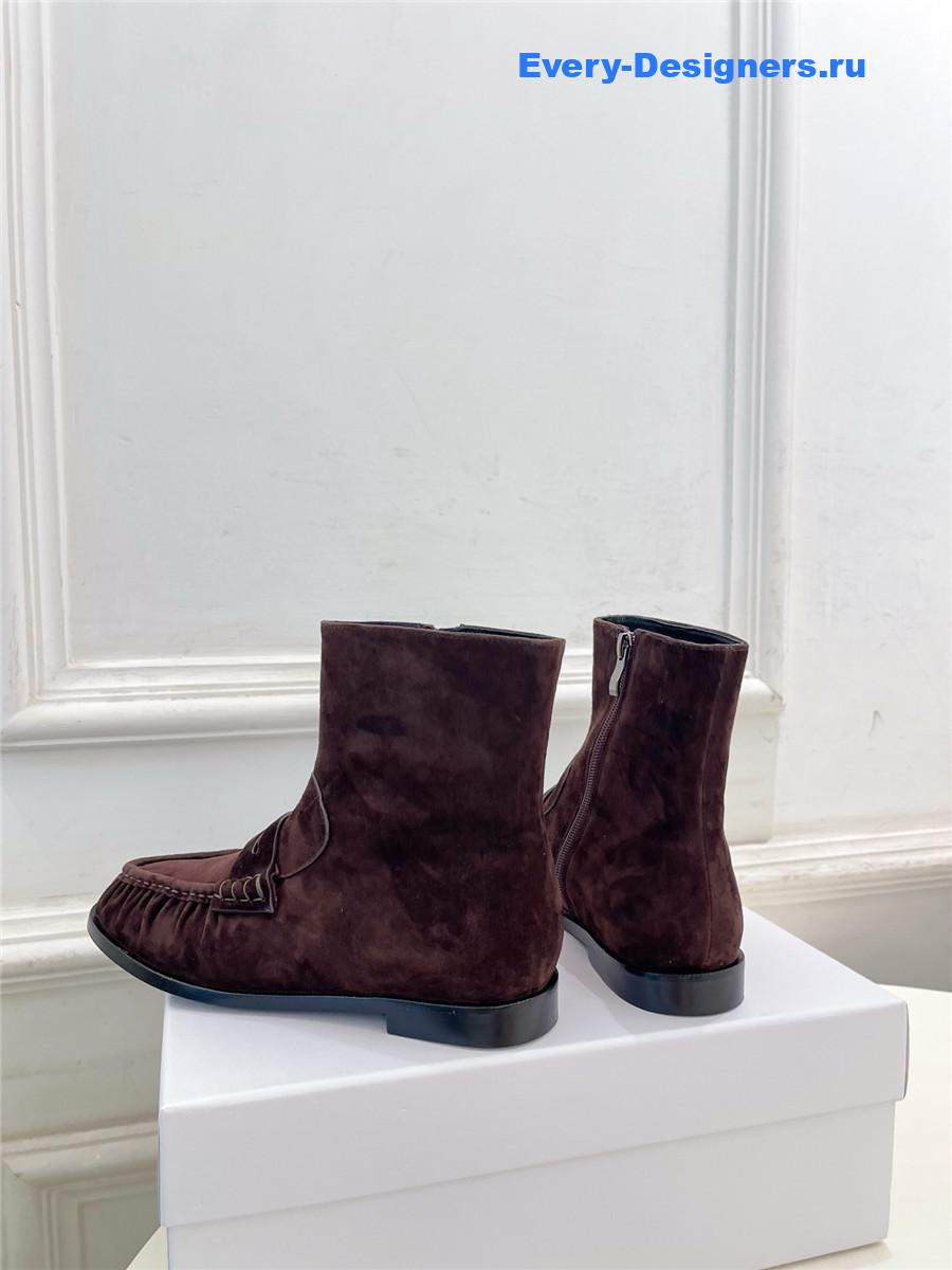 Sa1nt Lau*nt dark brown suede ankle boots