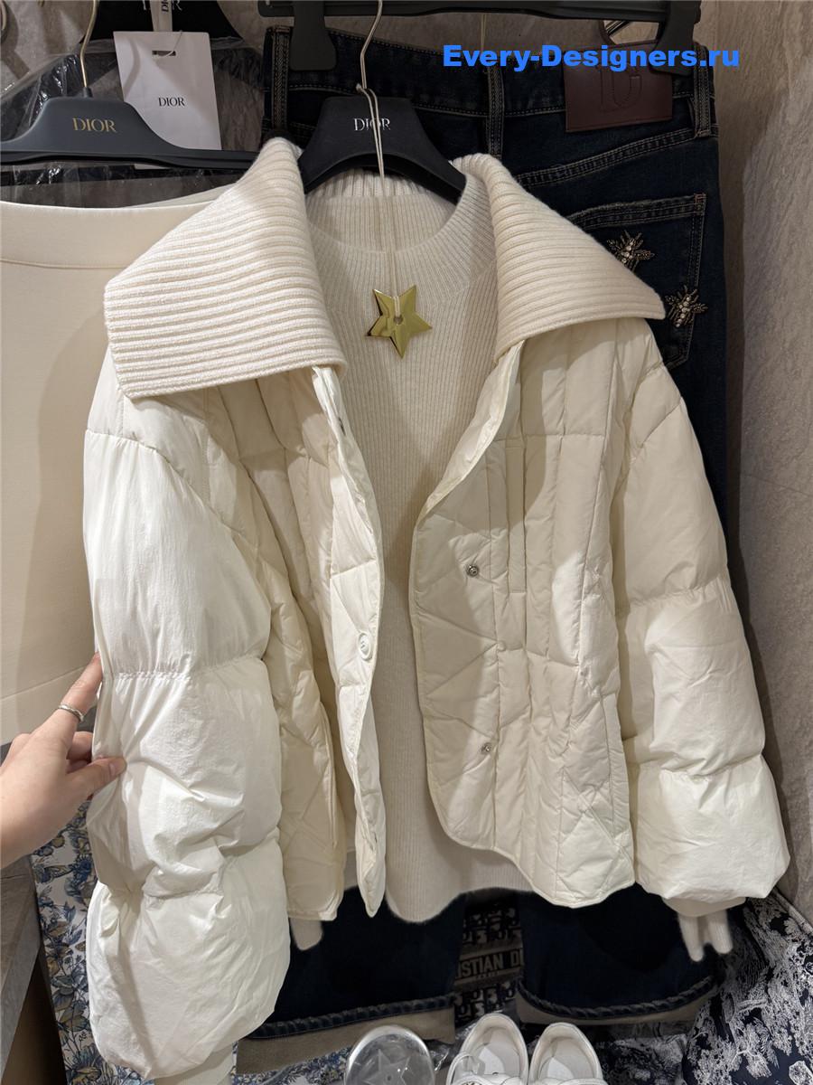 D10r cd white wool collar down jacket