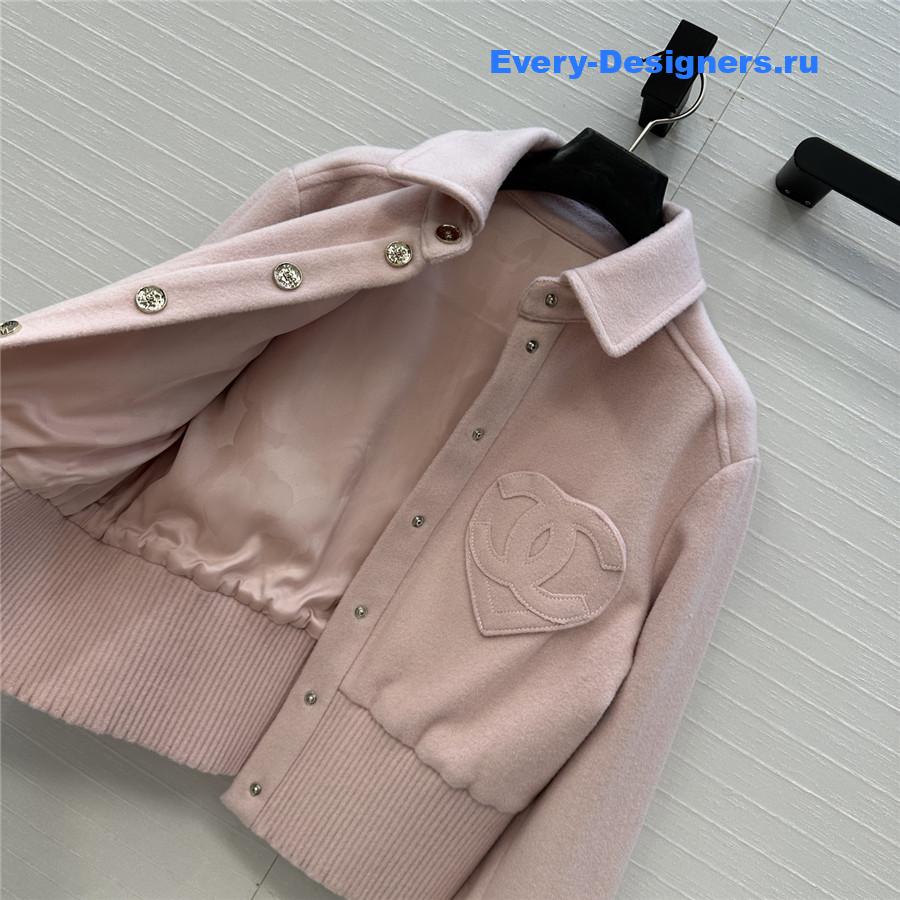Ch**el heart-shaped cc pocket wool jacket suit