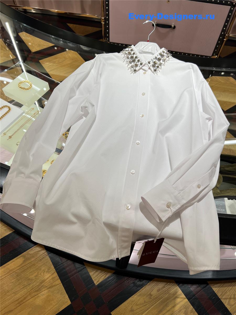 Gvc*1 studded-collar buttoned white shirt
