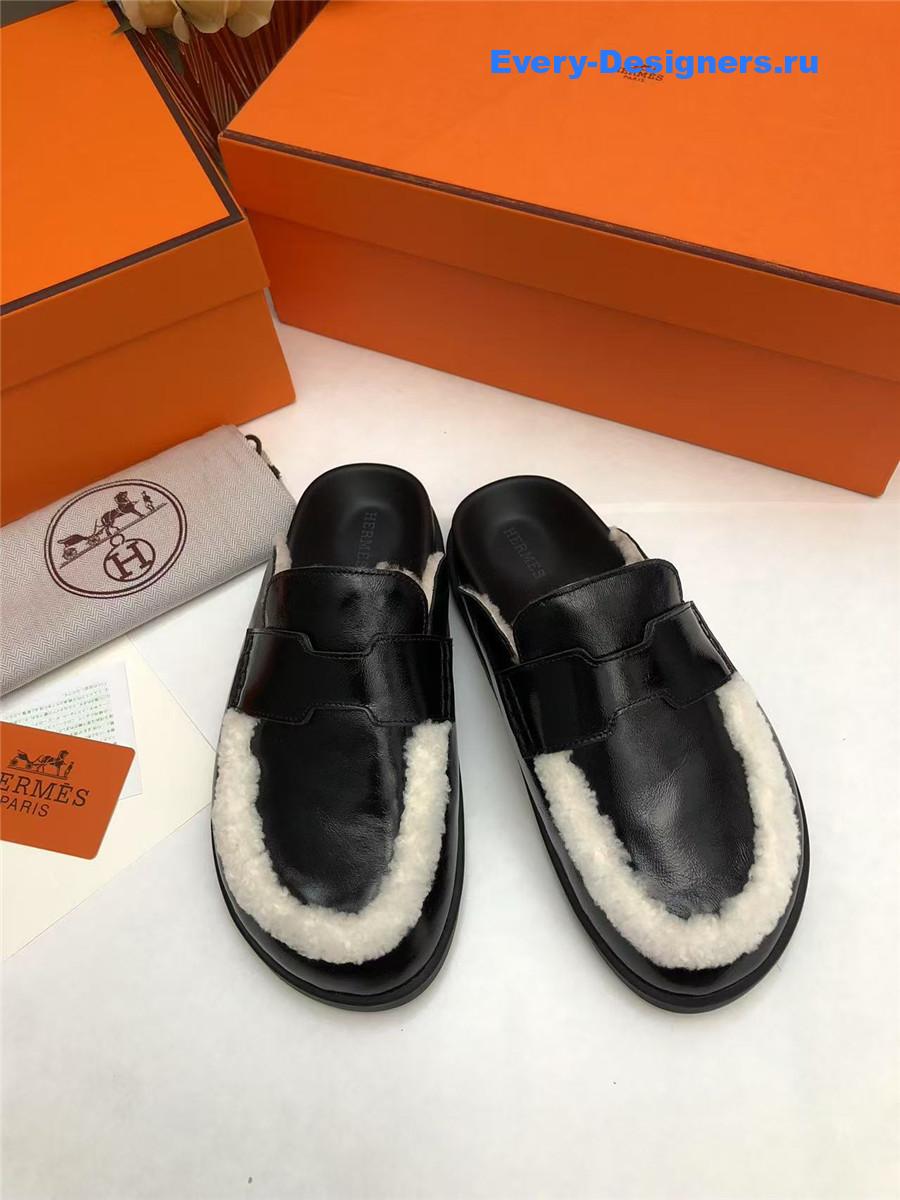 H**me5 black leather goatskin shearling go mules