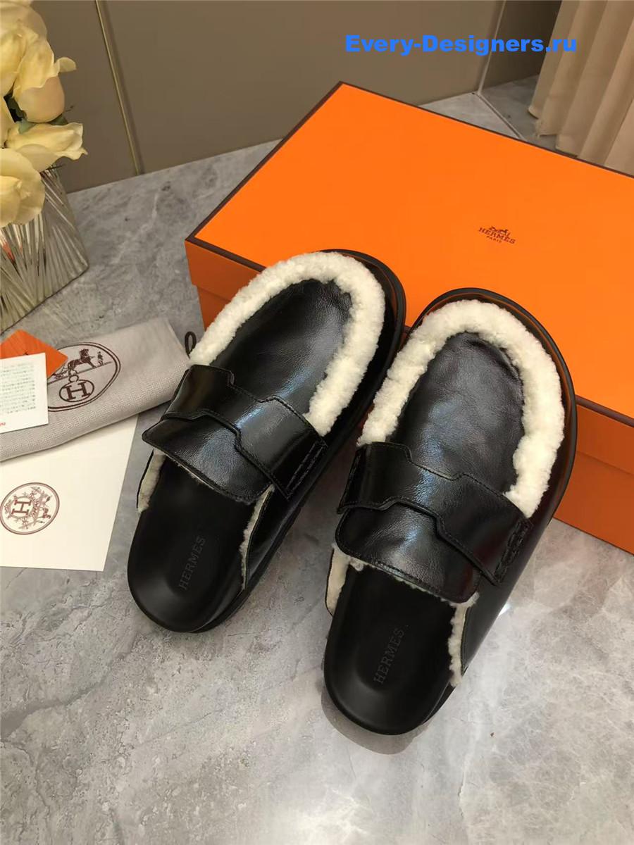 H**me5 black leather goatskin shearling go mules
