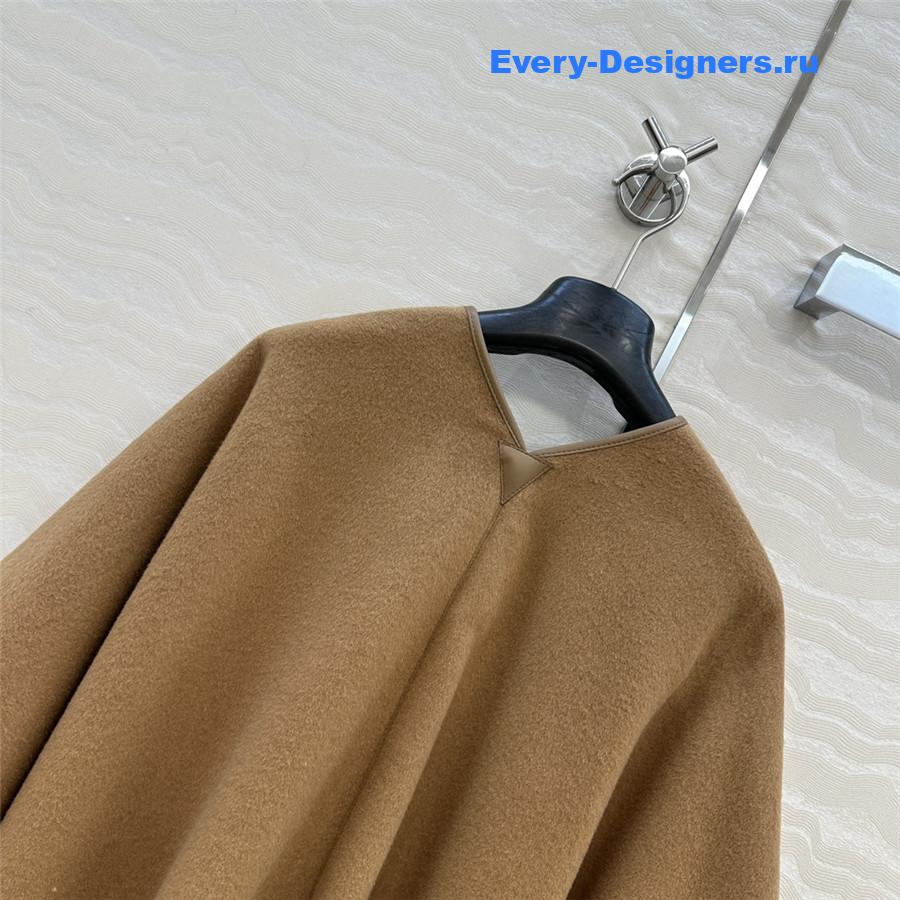 H**me5 camel kelly cashmere cape
