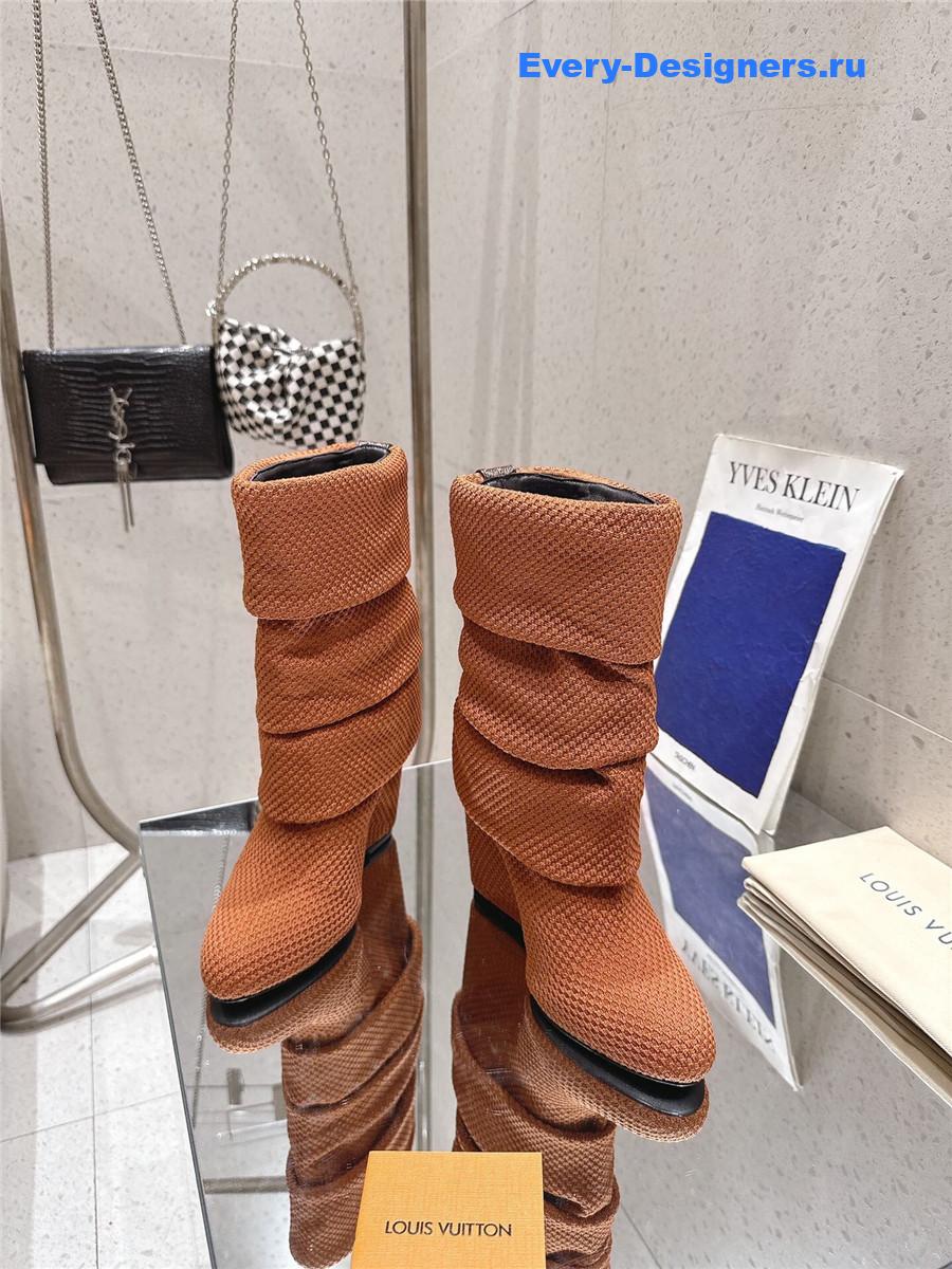 l0vis Vvtt0n camel summer mid wedge boot