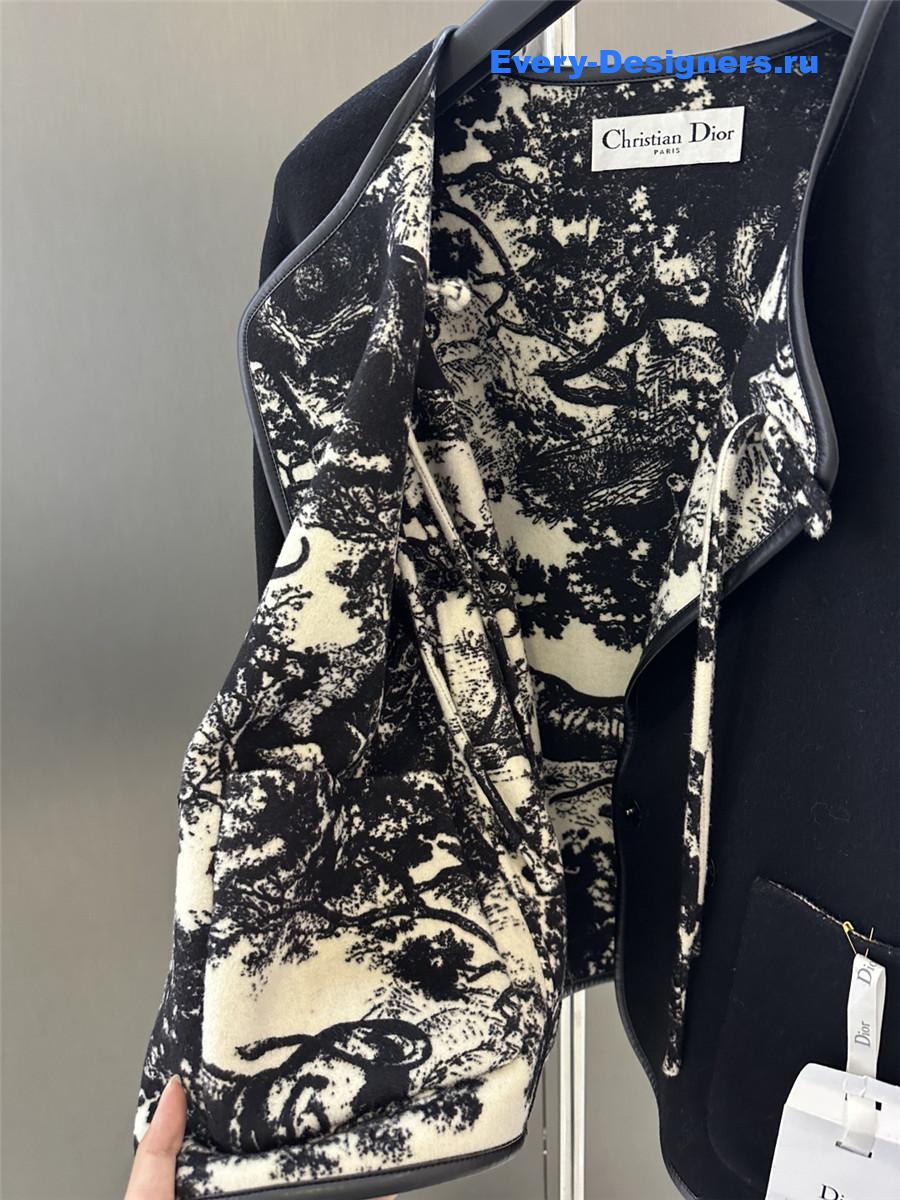 D10r black wool coat