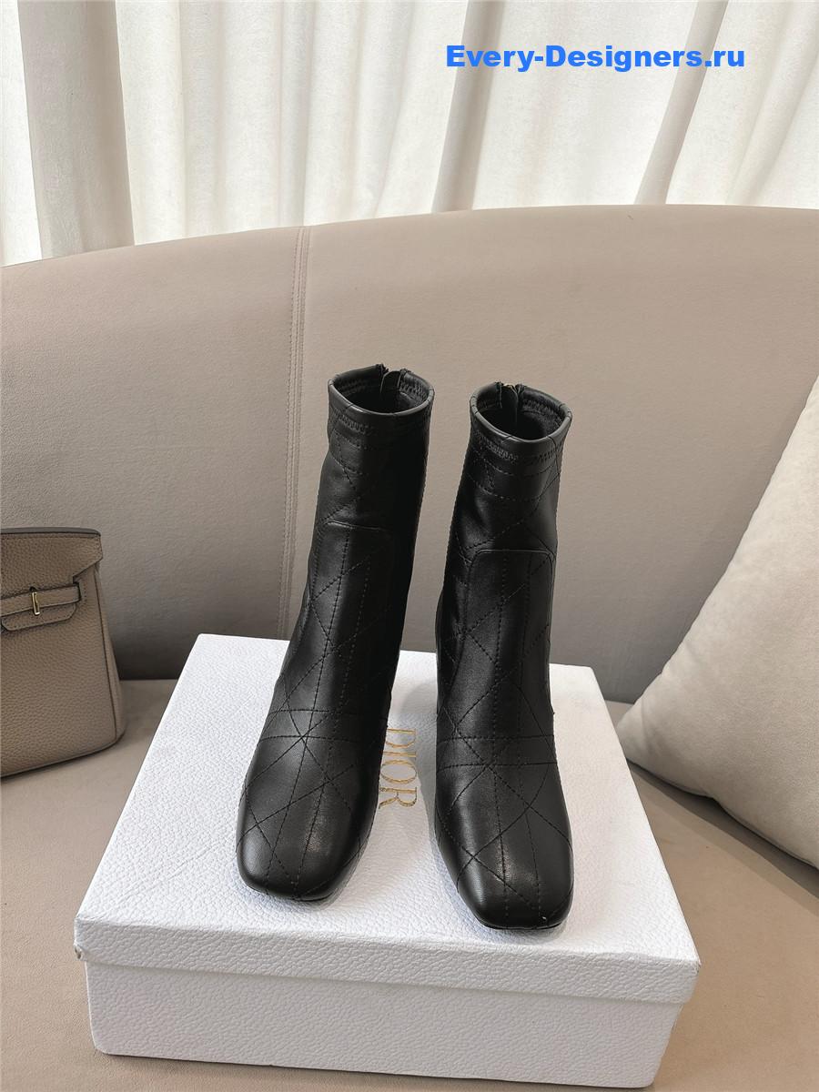 D10r d-shadow black heeled ankle boot