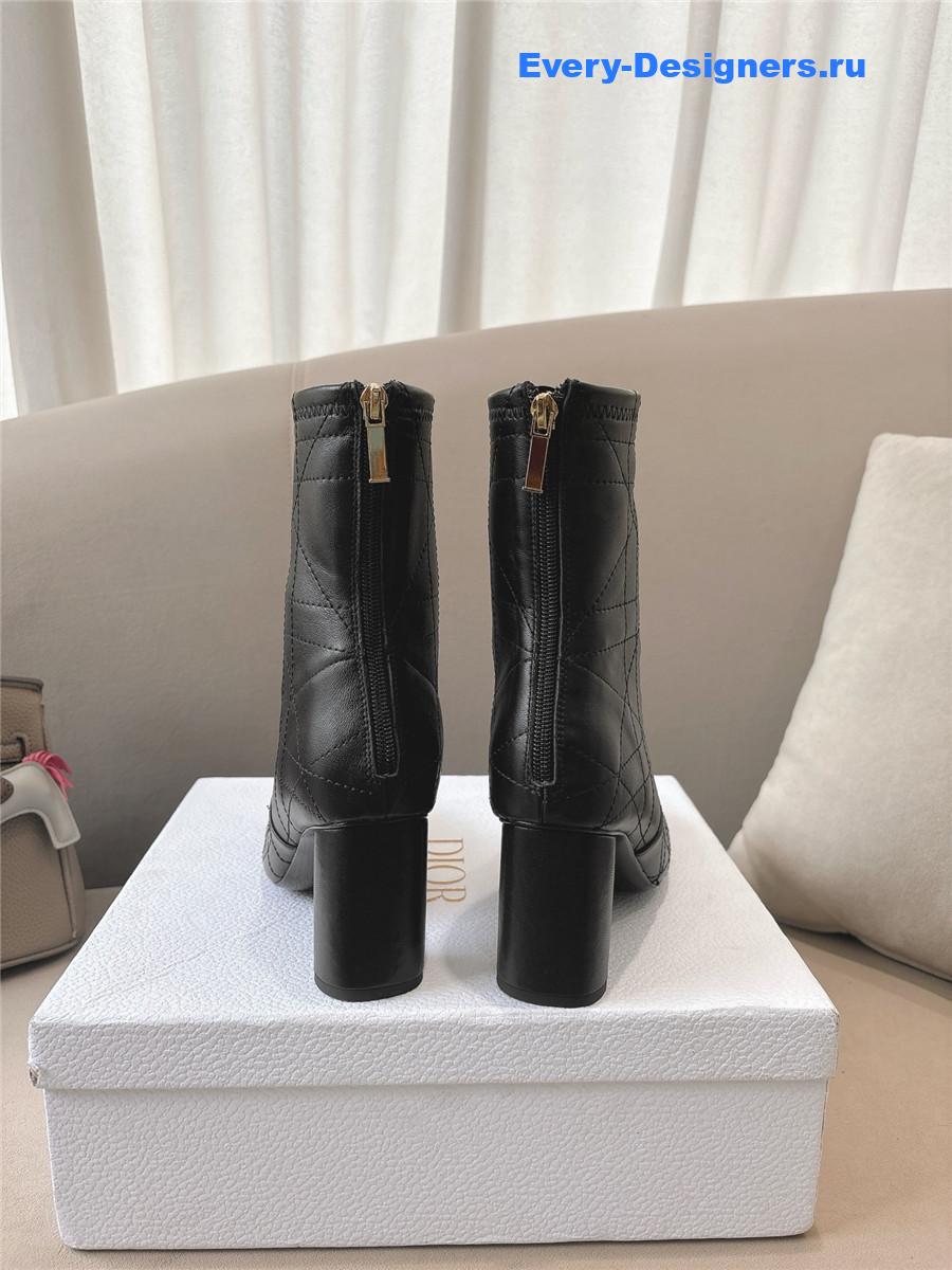 D10r d-shadow black heeled ankle boot