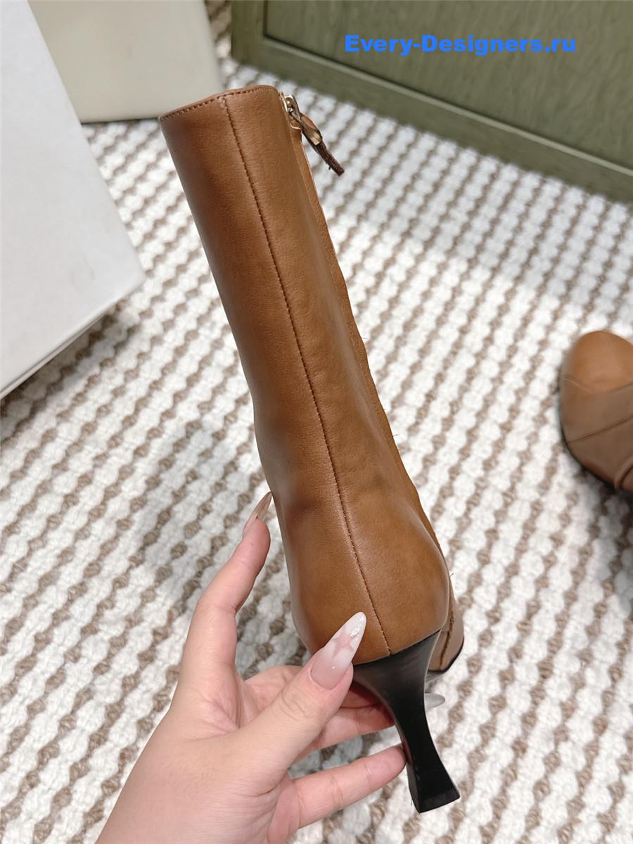 The R0w chunky heel round toe ankle boots