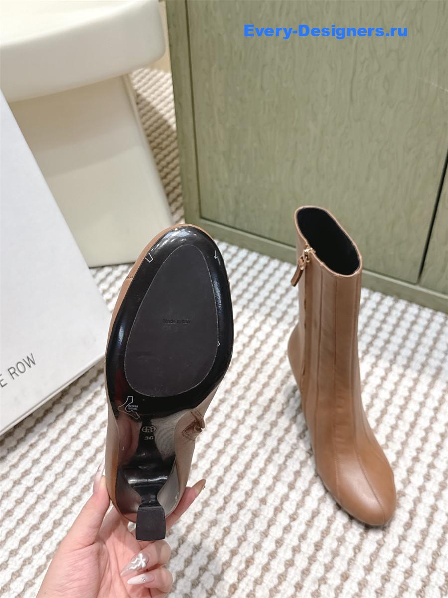 The R0w chunky heel round toe ankle boots